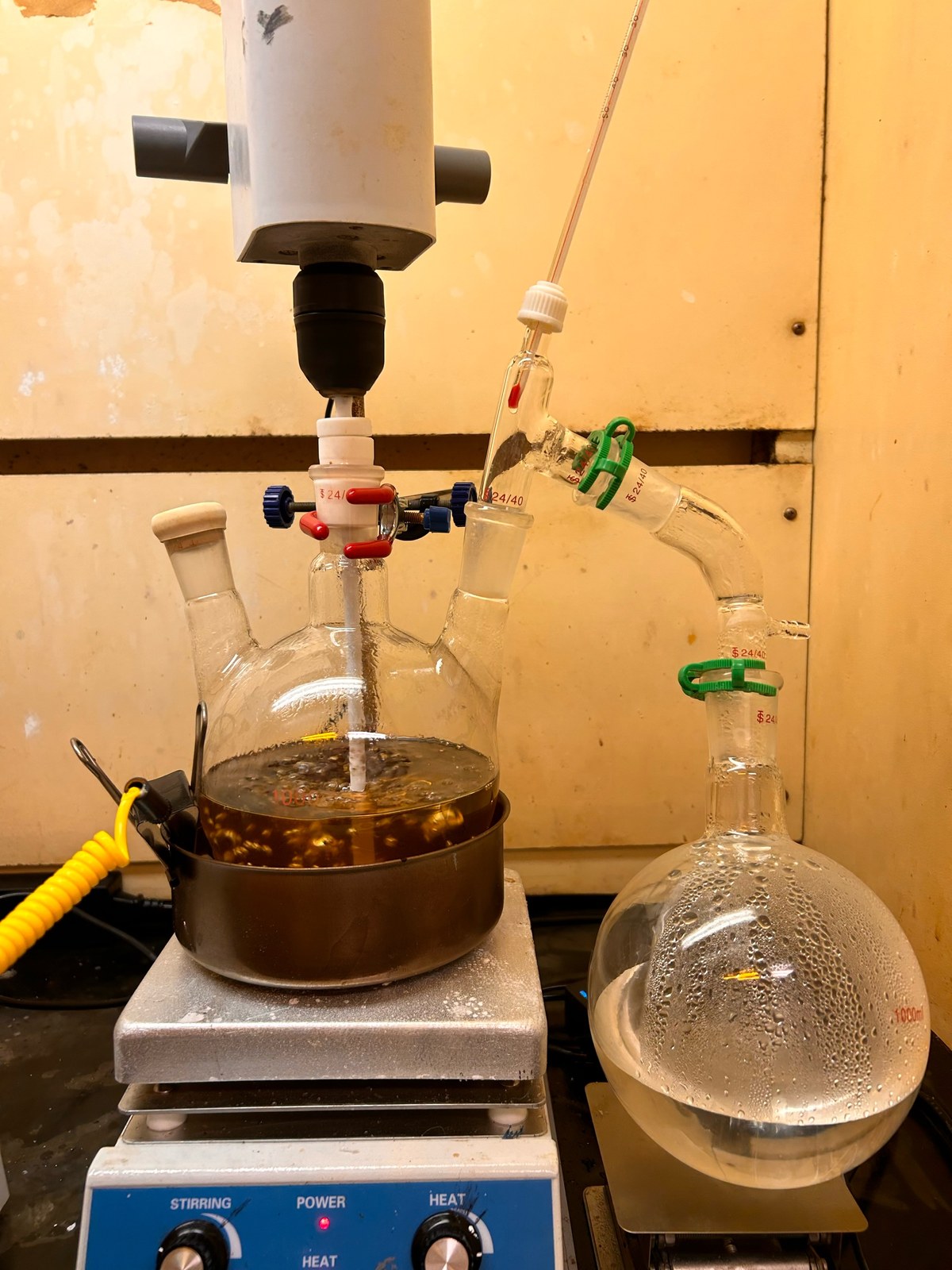 Controlled formulation glassware on a clean bench